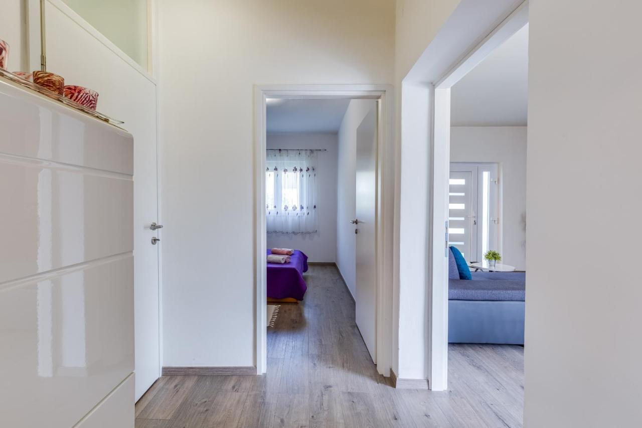 Apartment A & J بيتريتْشاني المظهر الخارجي الصورة
