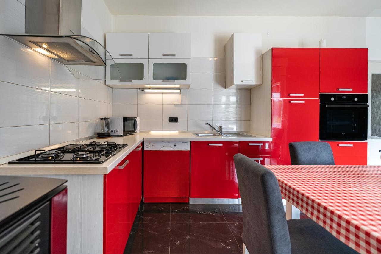 Apartment A & J بيتريتْشاني المظهر الخارجي الصورة
