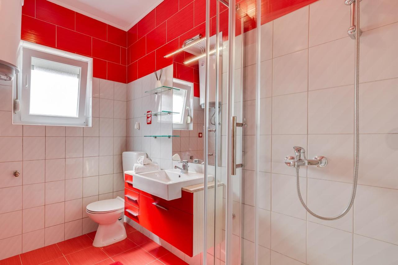 Apartment A & J بيتريتْشاني المظهر الخارجي الصورة